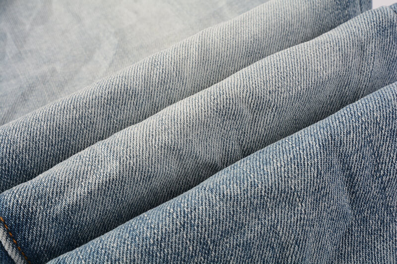 Purple Brand Jeans #9016 – Skinny Fit Distressed Denim